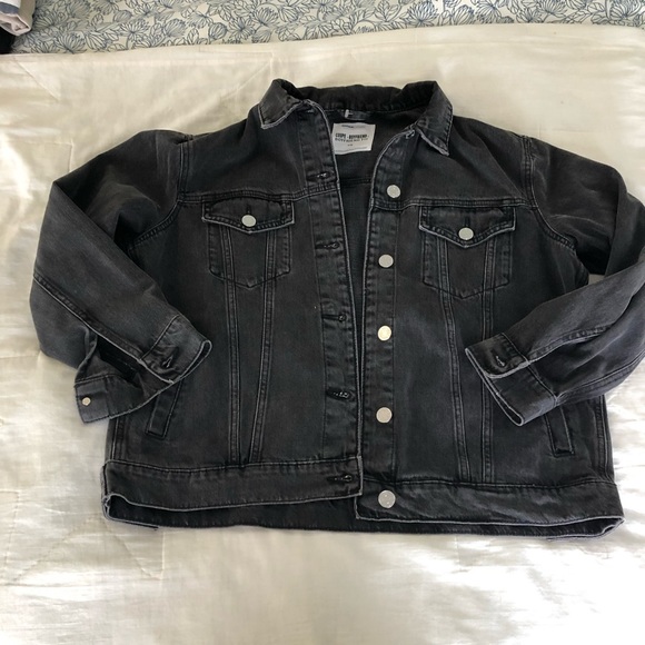 Boyfriend fit Jean jacket - Picture 1 of 2